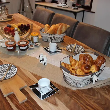 Bed & Breakfast Le Charme D Athis *