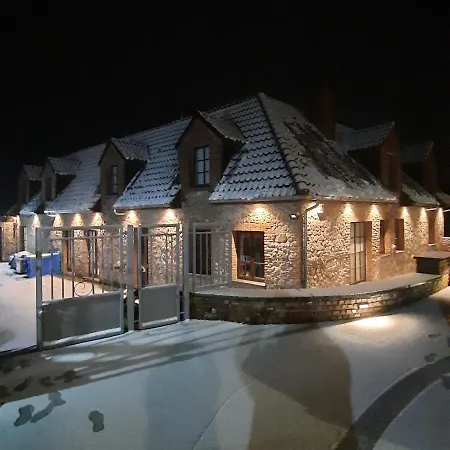 Le Charme D Athis Bed & Breakfast *